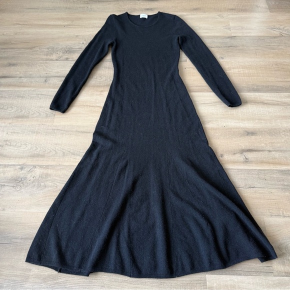 Aritzia Wilfred Black Danse Merino Wool Cashmere Knit Midi Dress - Small - Picture 6 of 8